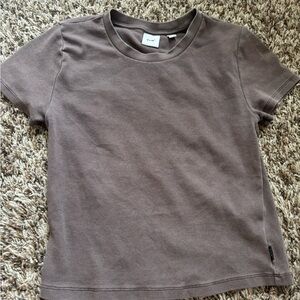 TNA cropped Short Sleeve Crewneck Tee - Taupe/brown